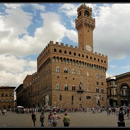 Appartement Spacious In Piazza Del Grano *